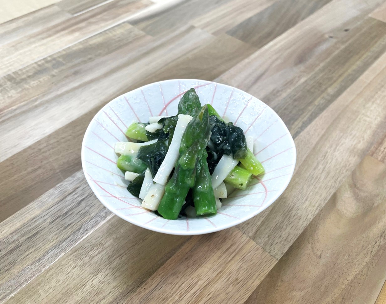 アスパラとイカの辛子酢味噌和え